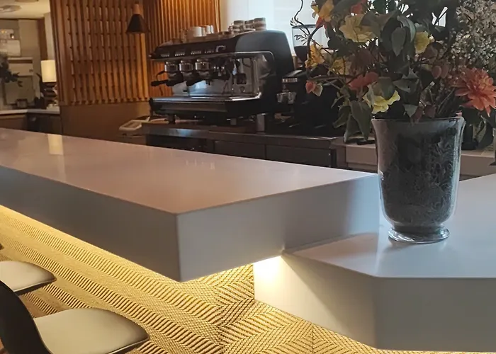 Don Diego מלון סואנסס